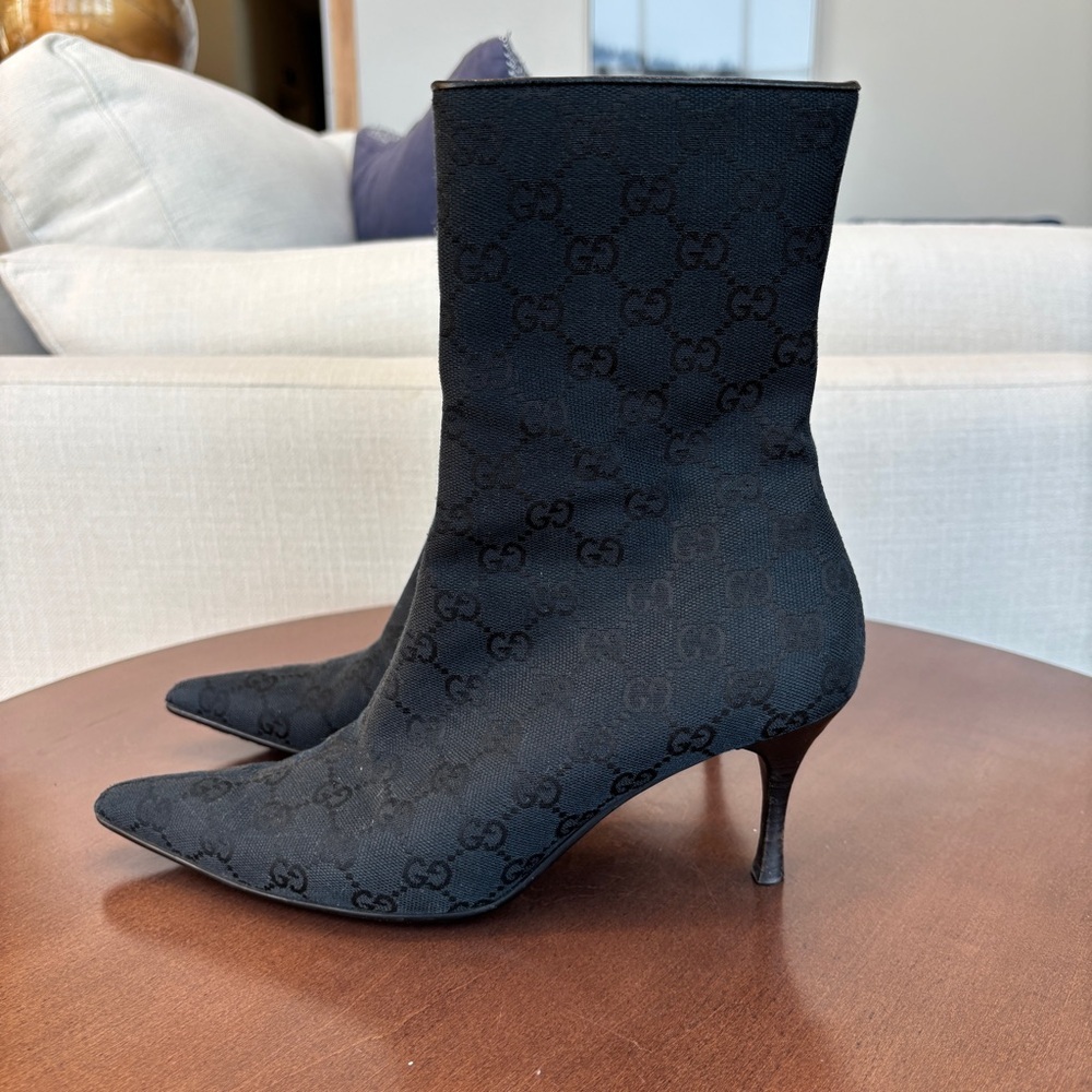 Authentic Vintage Gucci GG Monogram Canvas Pointed Toe Ankle Boots, Size 37. 1/2 - Picture 3 of 13